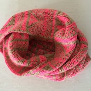 ✨Pink and Beige knit infinity scarf
